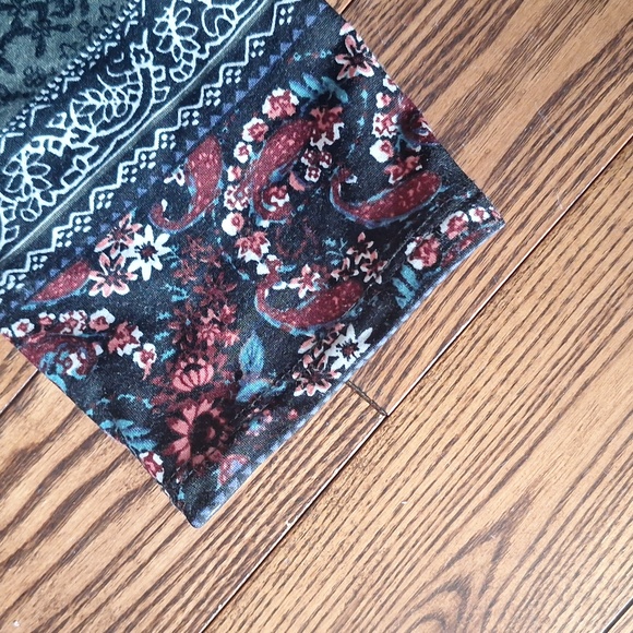 Boho Colorful Patterned Leggings - Picture 4 of 6